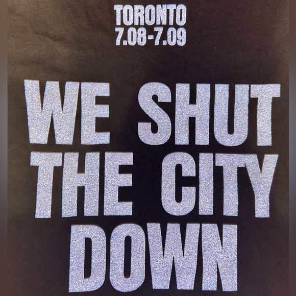 EXCLUSIVE BEYONCÉ RENAISSANCE TORONTO FLAGSHIP TSHIRT WE SHUT THE CITY DOWN - Picture 3 of 8